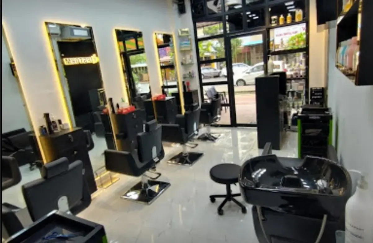 Hairstorm Unisex Salon