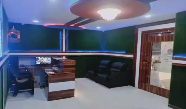 Iconic Gold Family Spa