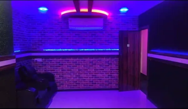 Iconic Gold Family Spa