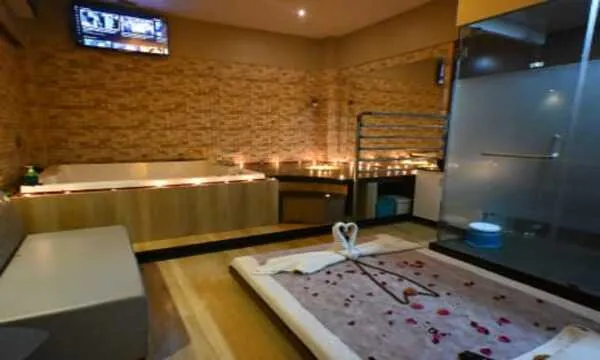Lotus Spa