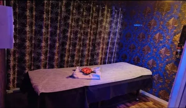 Find best offer near you and book spa services online at Seven Spa