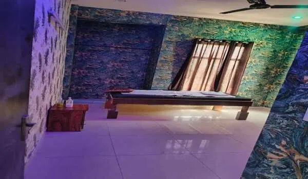 Hello Kitty Thai Spa