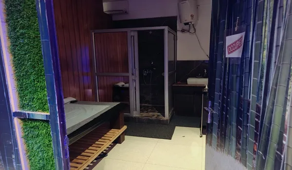 The Ark Salon And Spa