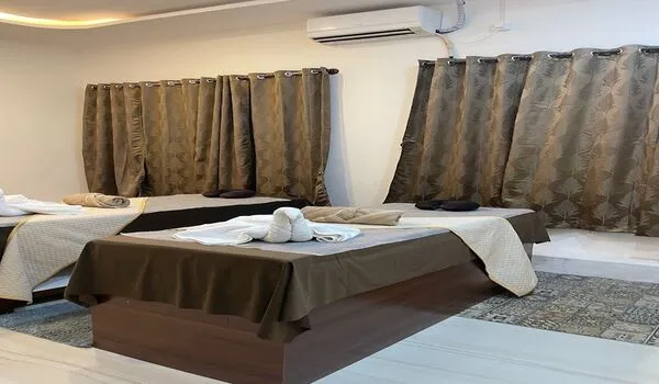 La Luxury Spa