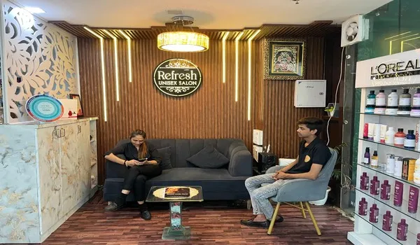 Find best offer near you and book salon services online at Refresh Unisex Salon