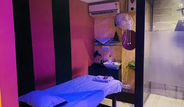 Find best offer near you and book salon services online at Spa Studio And Salon