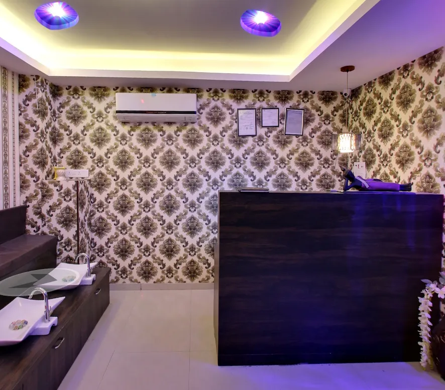 The Gateway Family Spa And Salon