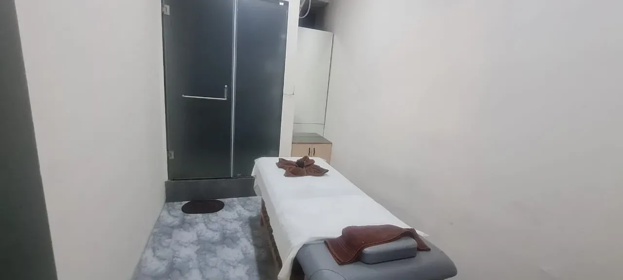 Shalimar Salon And Welness Club