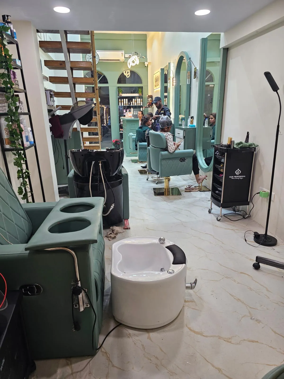 Elara Family Salon