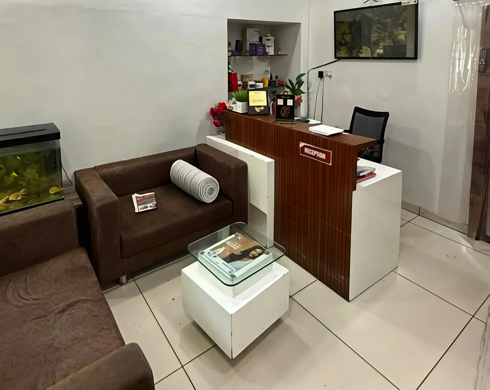 Kuts n Kurls Salon