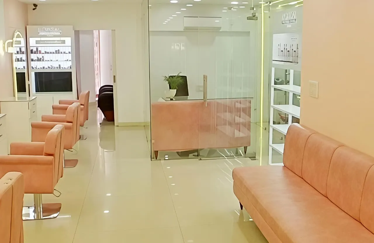 Nikky Bawa Family Salon