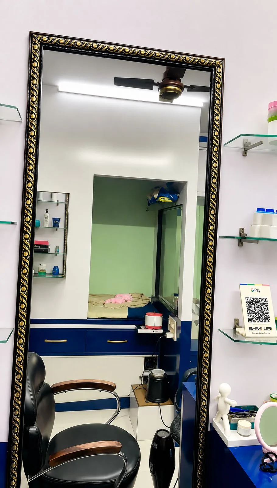 Shrimati Beauty Parlour