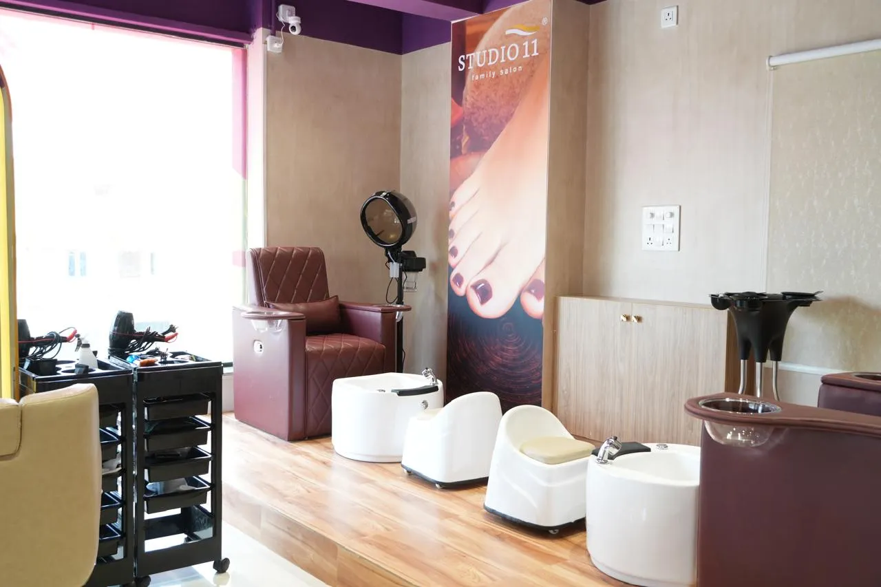 Studio 11