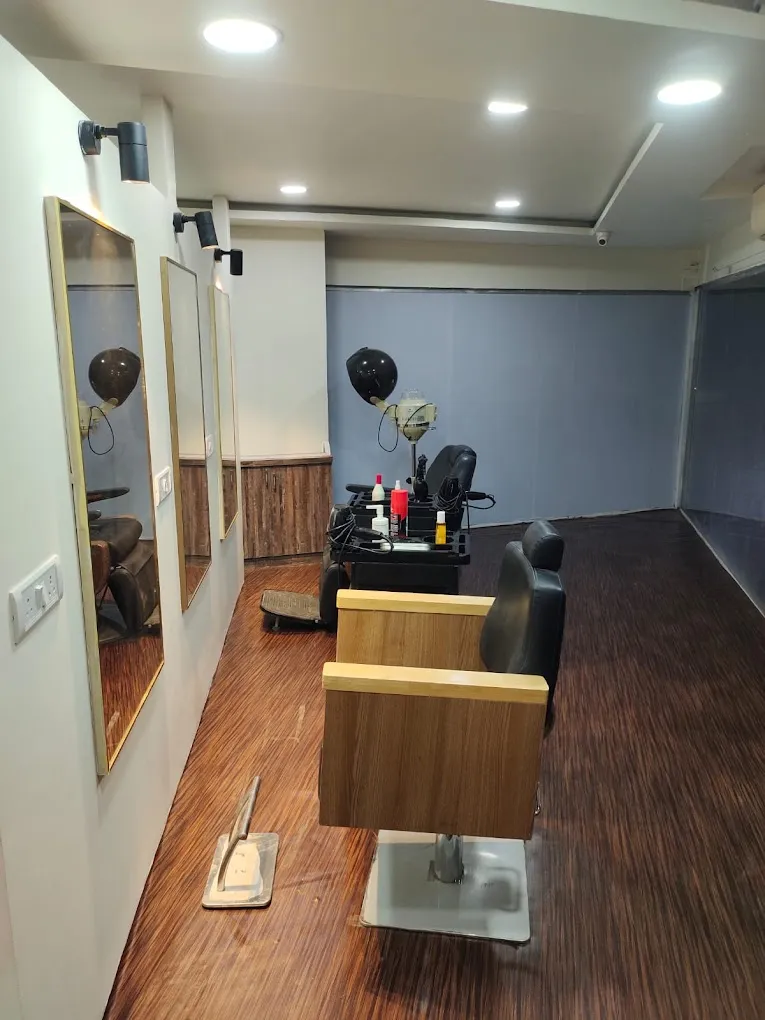 Studio11 Family Salon
