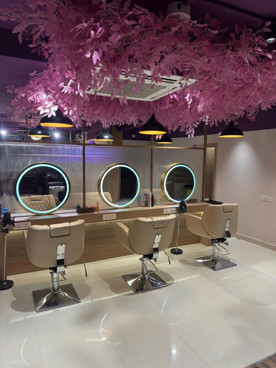 Studio 11 Family Salon