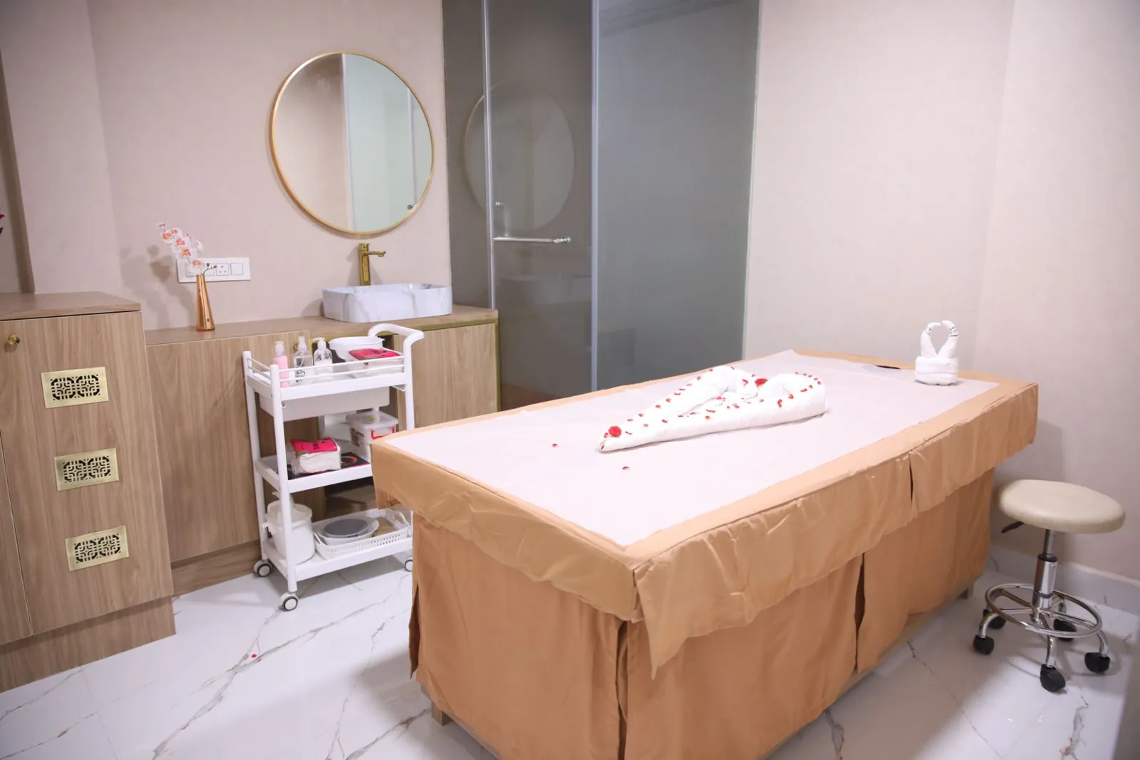 Studio 11 Family Salon