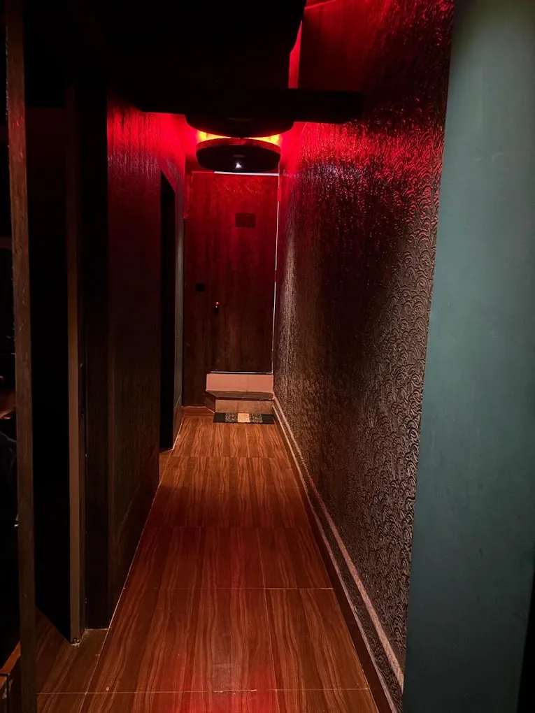 Kosmos The Salon & Spa