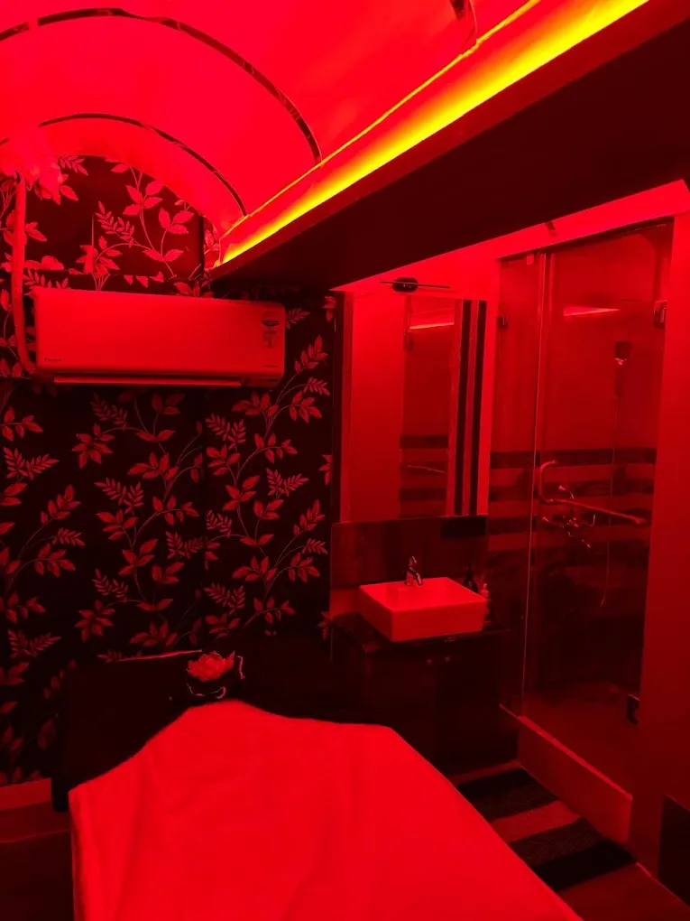 Kosmos The Salon & Spa