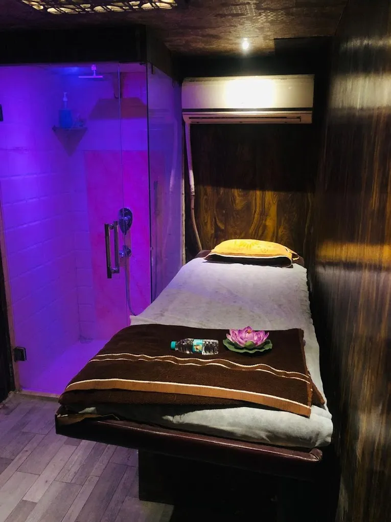 Kosmos The Salon & Spa