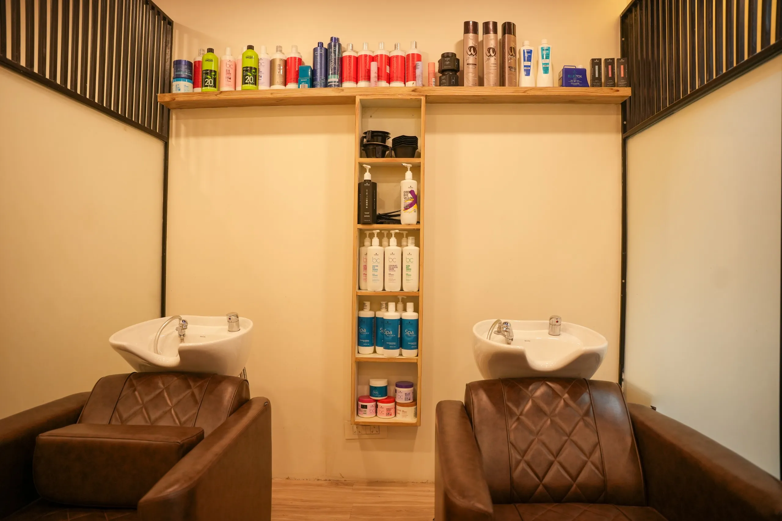 Studio 11 Family Salon