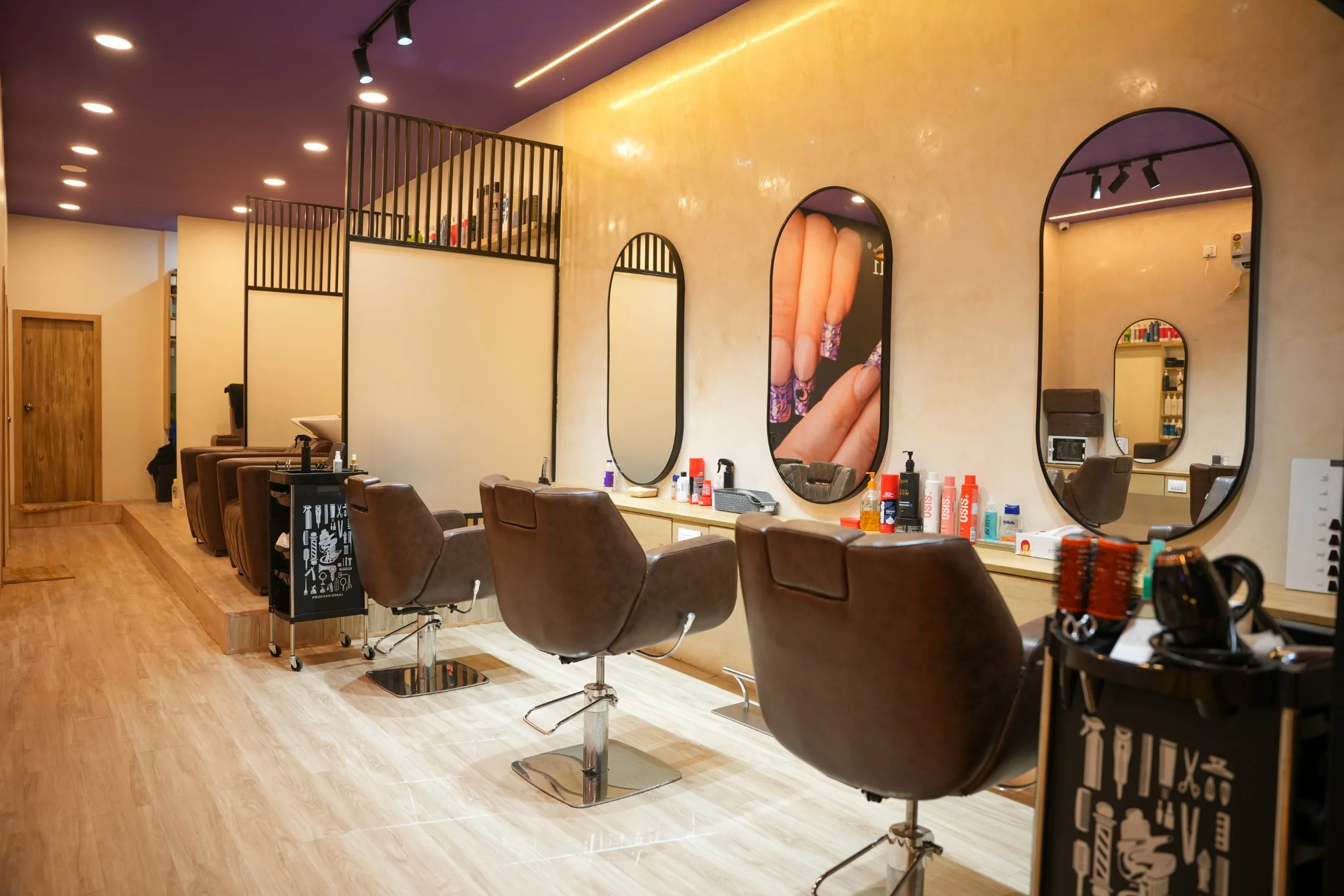 Studio 11 Family Salon