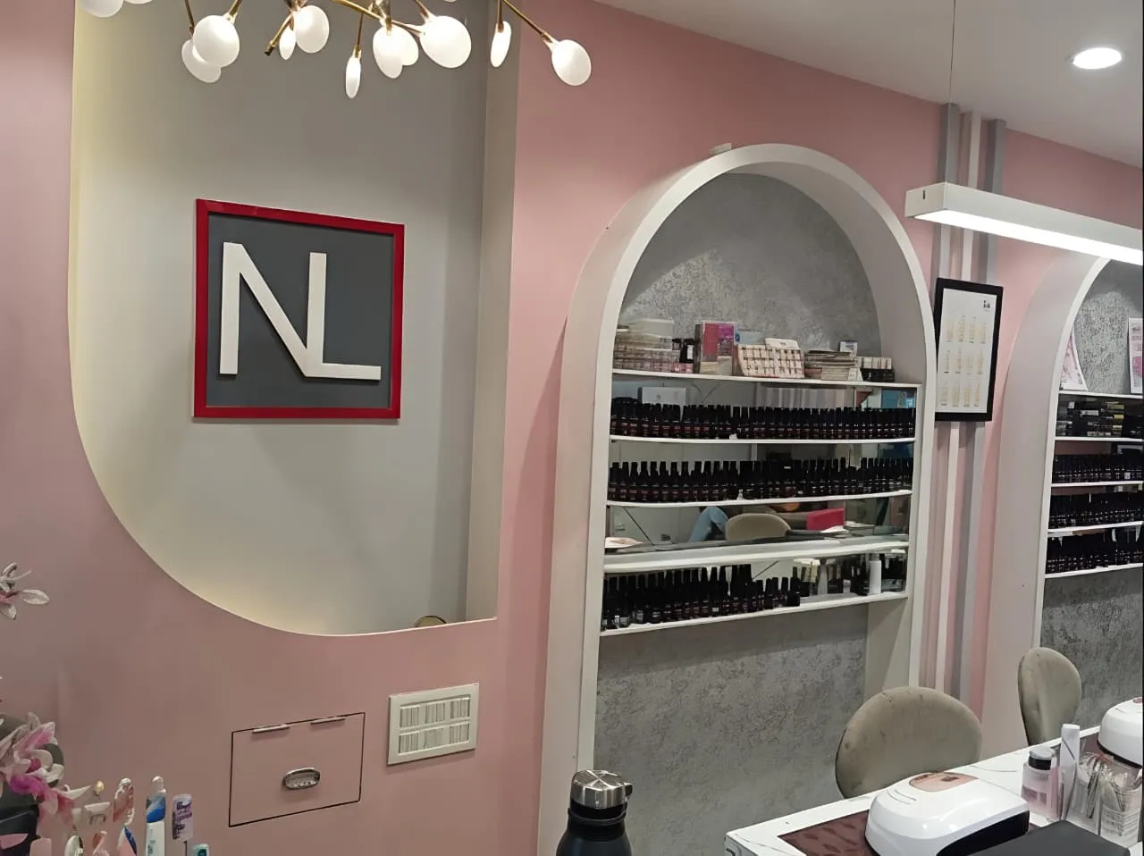 Nailashes