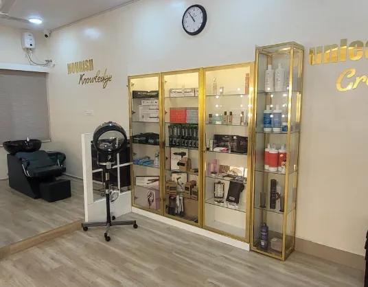 Femina Flaunt Studio Salon