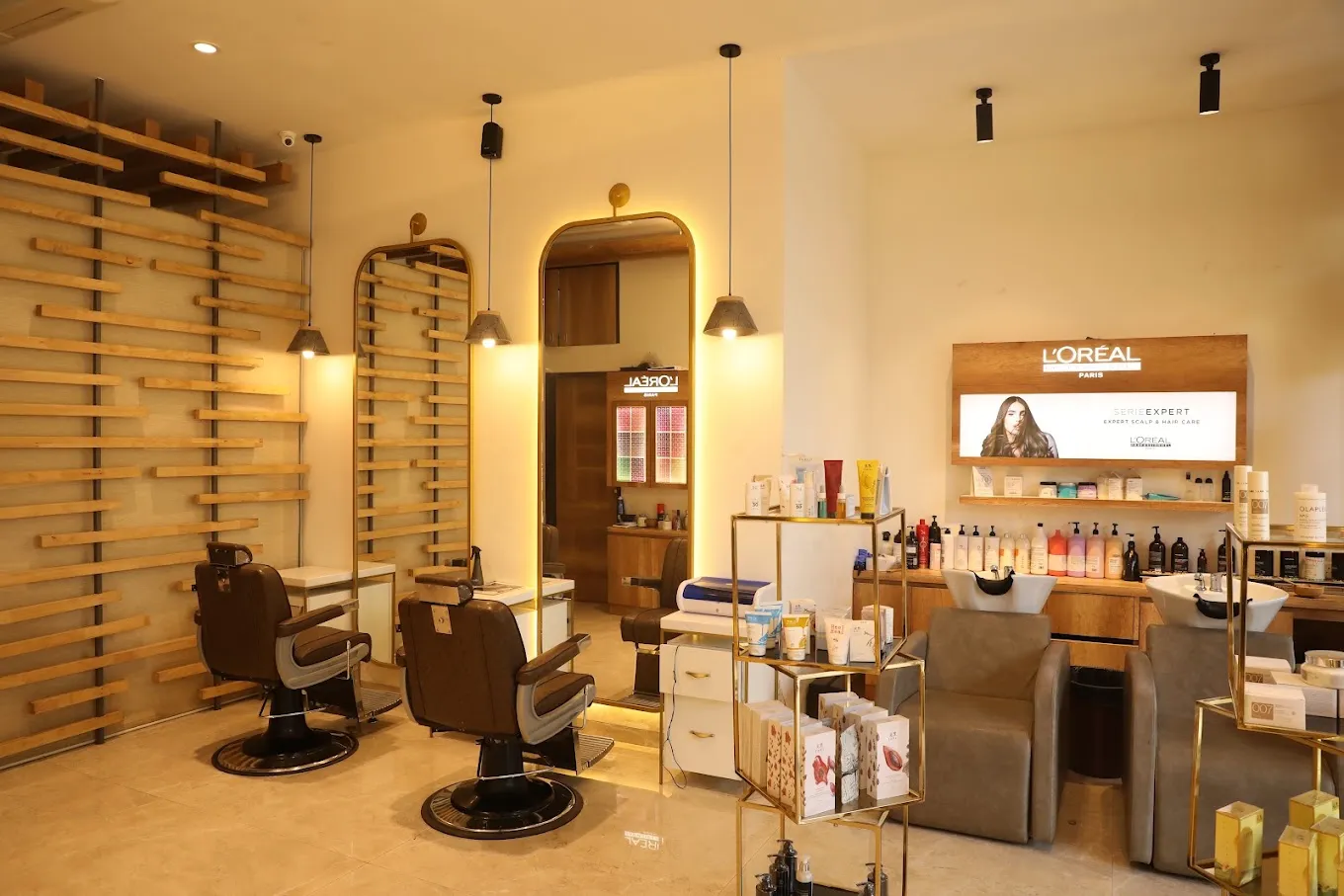 Find best offer near you and book salon services online at Lookwell Salon 