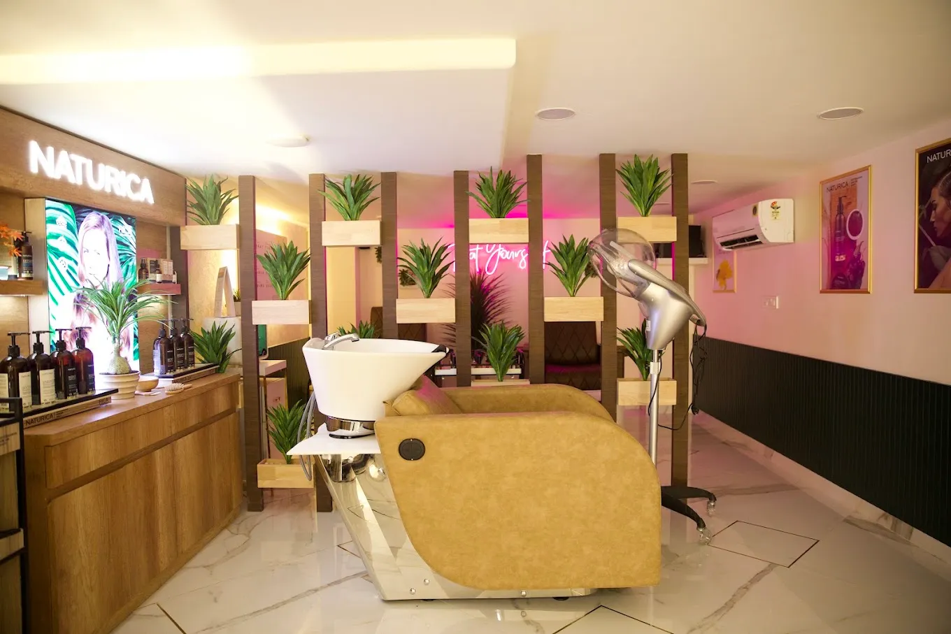 Lookwell Salon
