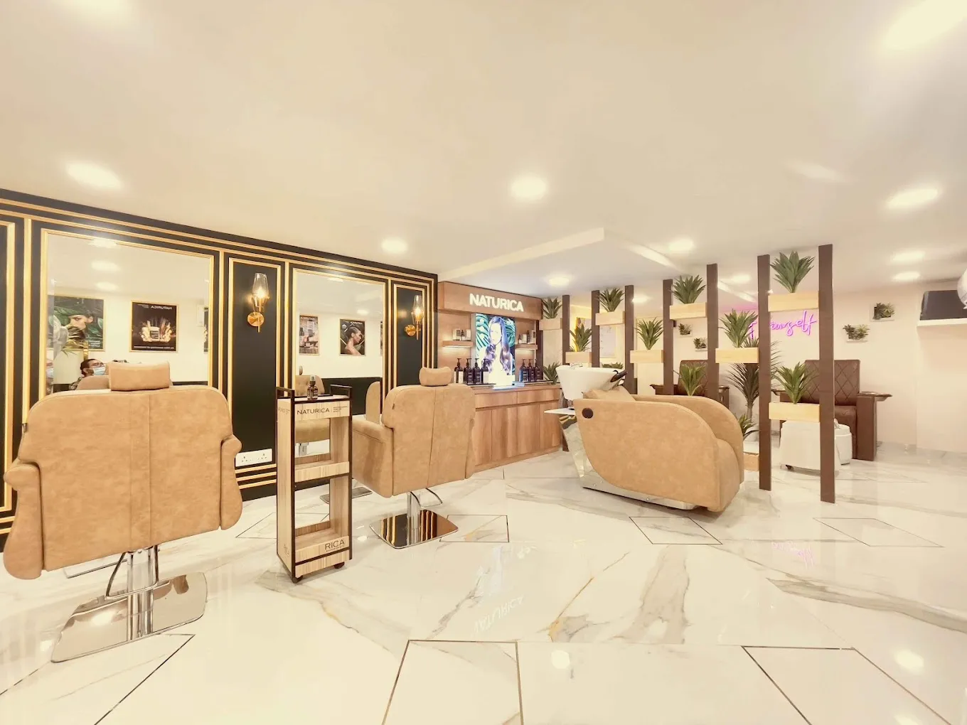 Lookwell Salon