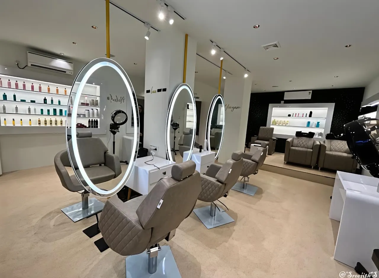 Femina Flaunt Studio Salon